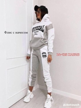 Костюм