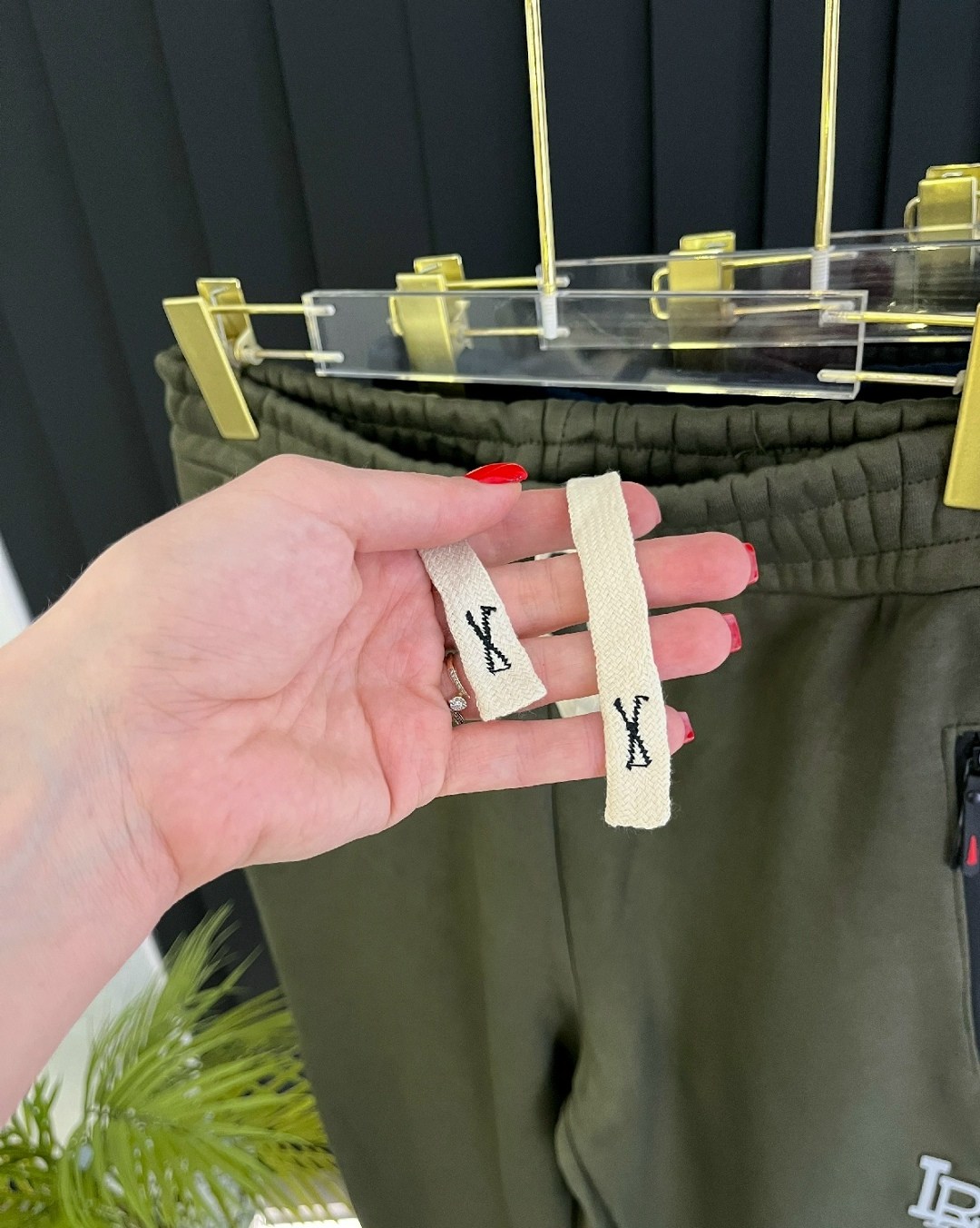 спортивные костюм,брюки джоггеры,спортивные джоггеры,спортивные брюки,штаны на флисе