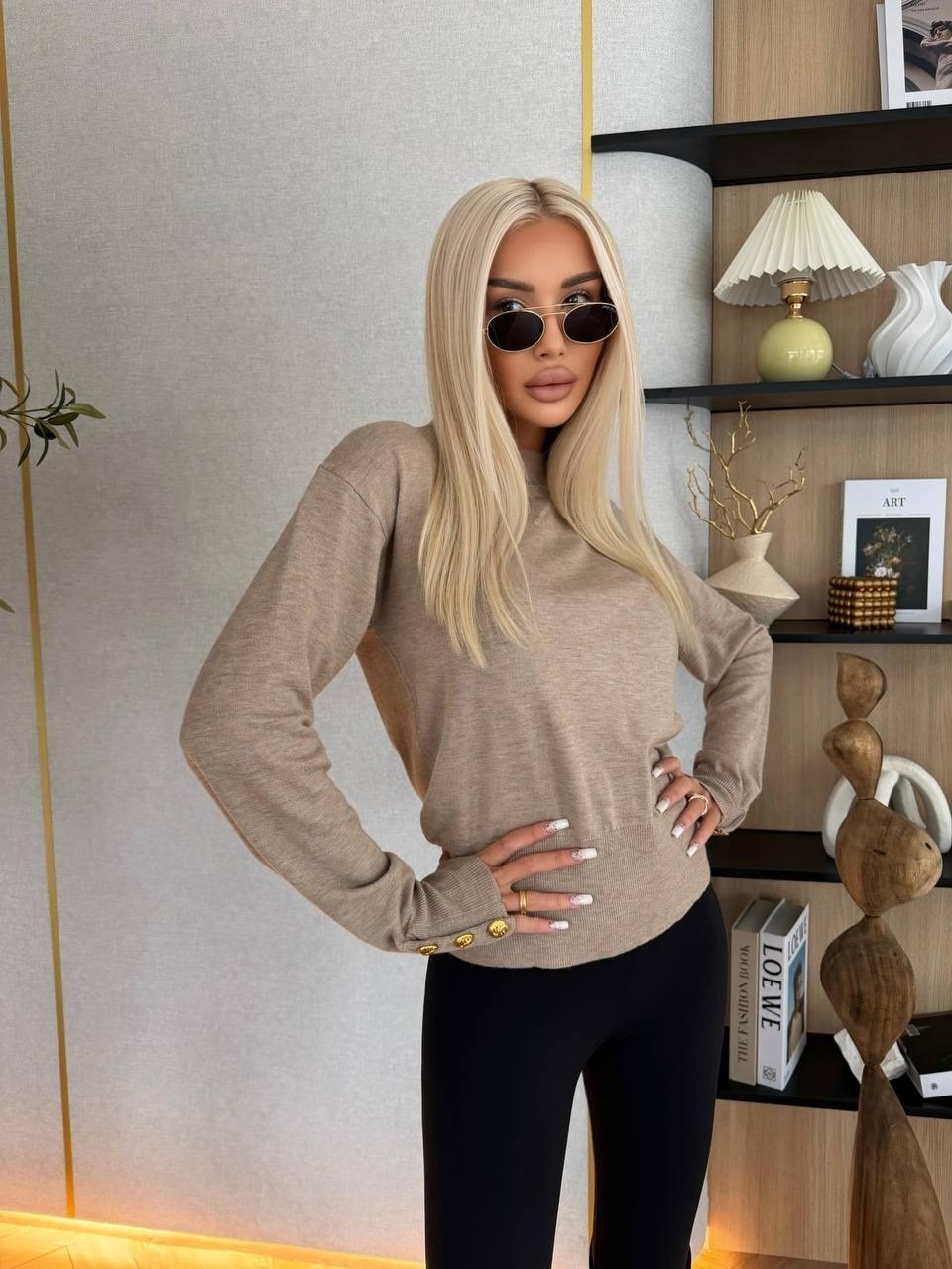 стильная кофта,кофта женская,бежевый свитер,стильный свитер,женская водолазка
