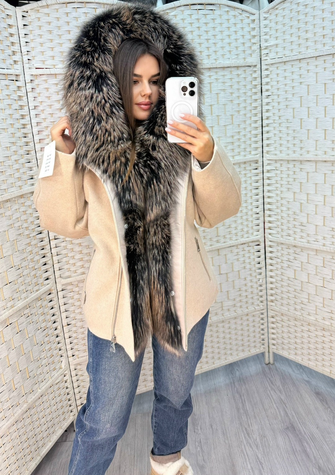 пальто с мехом,модная куртка,парка с мехом,куртка с мехом,зимняя парка с натуральным мехом