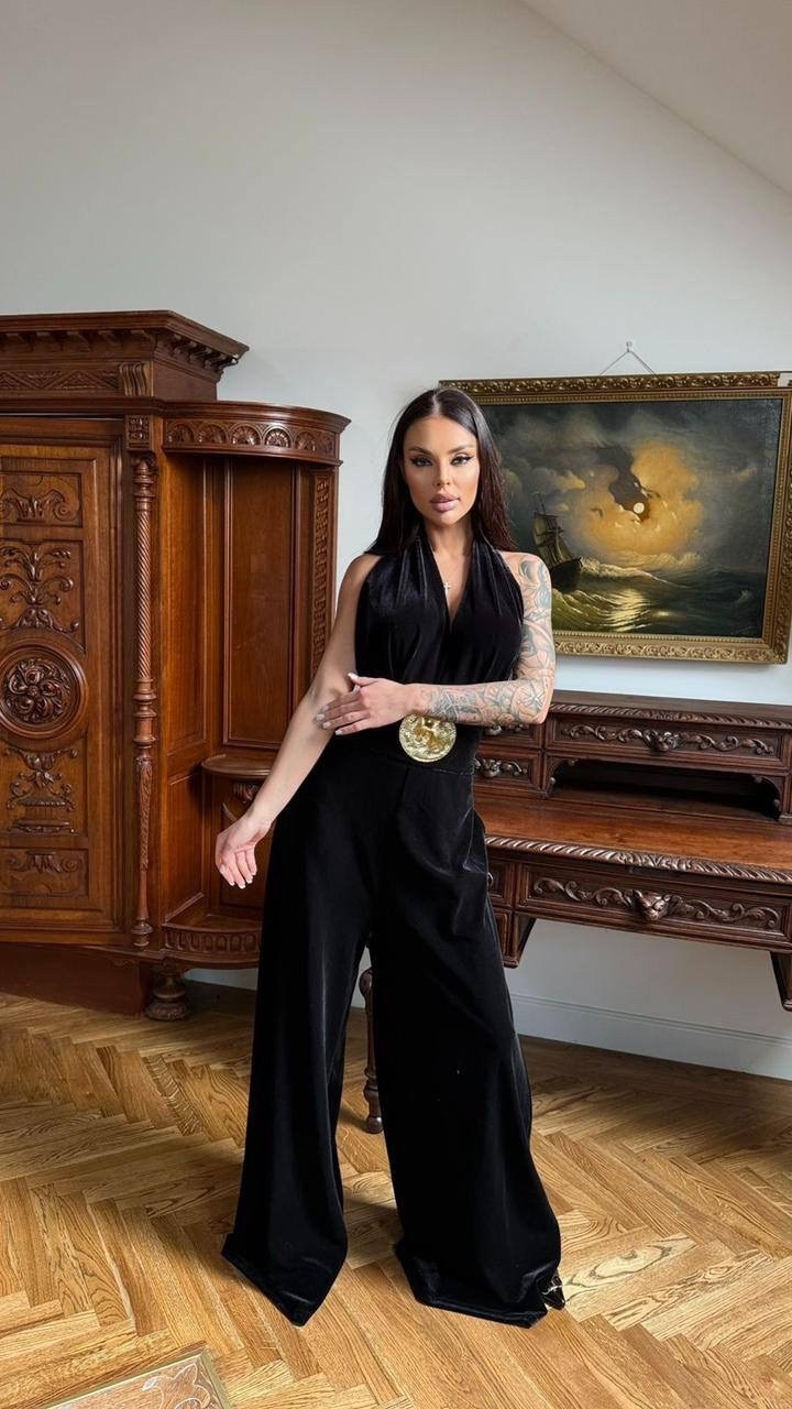 черное бархатное платье длинное,платье вечернее велюровое,платье из бархата,черное бархатное платье,платье из велюра