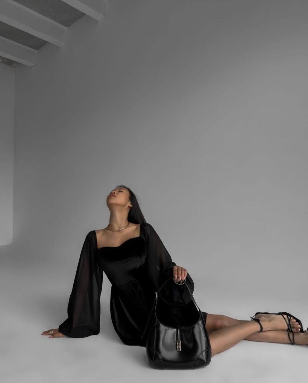 платье с шифоновыми рукавами,платье велюр,платье с пышными рукавами,платье идеальное,платье черное