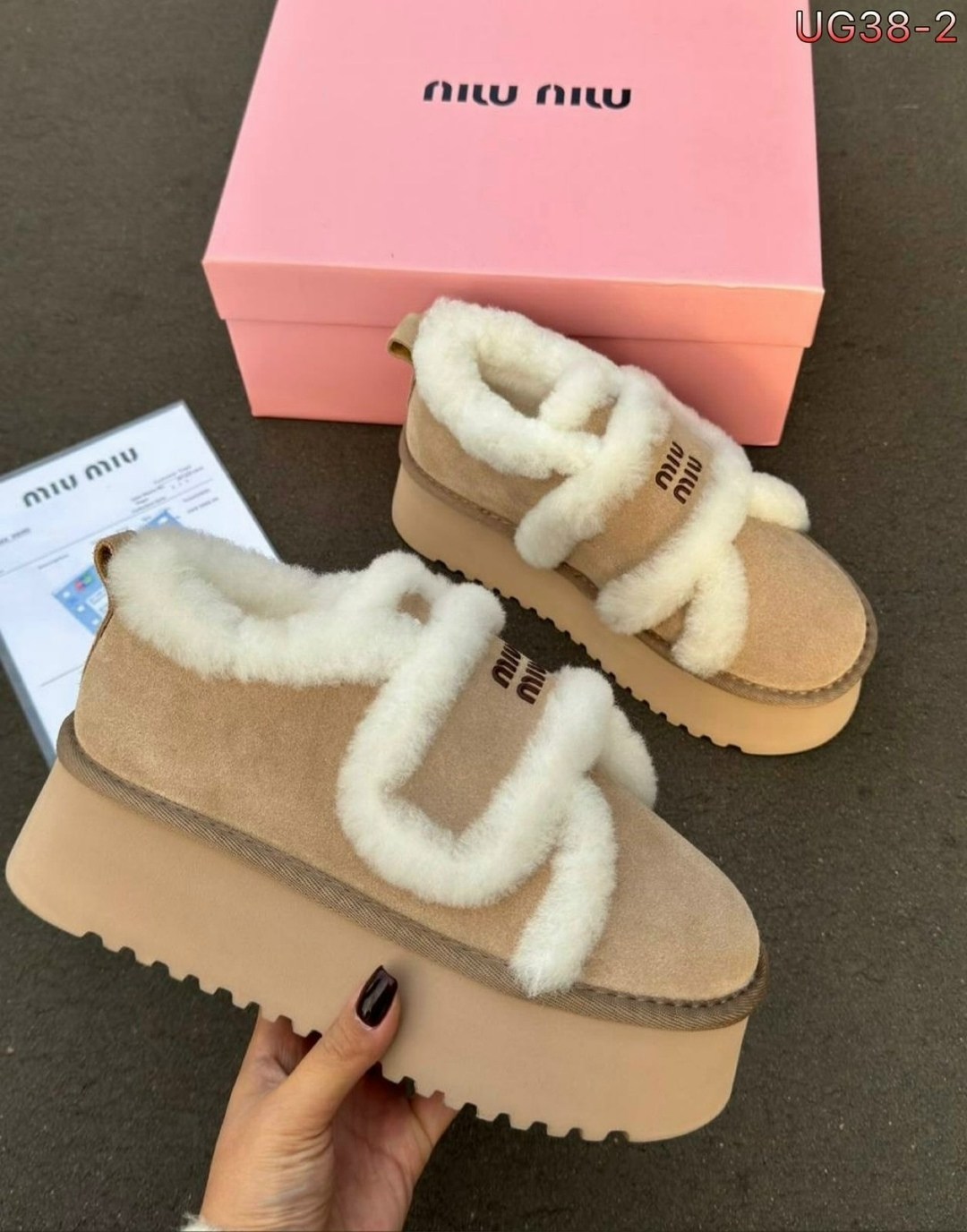 женские угги,,угги зимние короткие с мехом,угги miu miu, женская