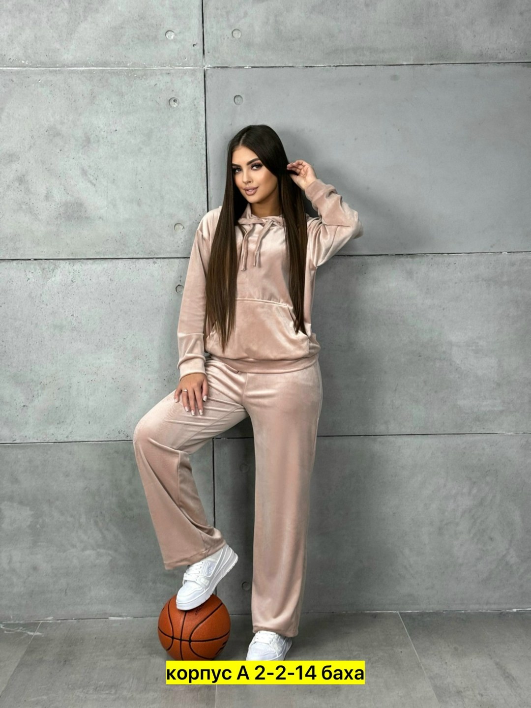 спортивные костюмы,женские спортивные костюмы,костюмы спортивные велюровые,велюровый спортивный костюм женски,костюм женский велюровый