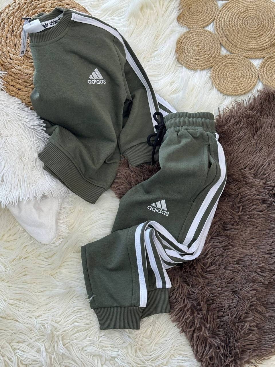 детский спортивный костюм adidas,спортивный костюм adidas,костюм adidas,adidas tracksuit,костюм для мальчиков adidas