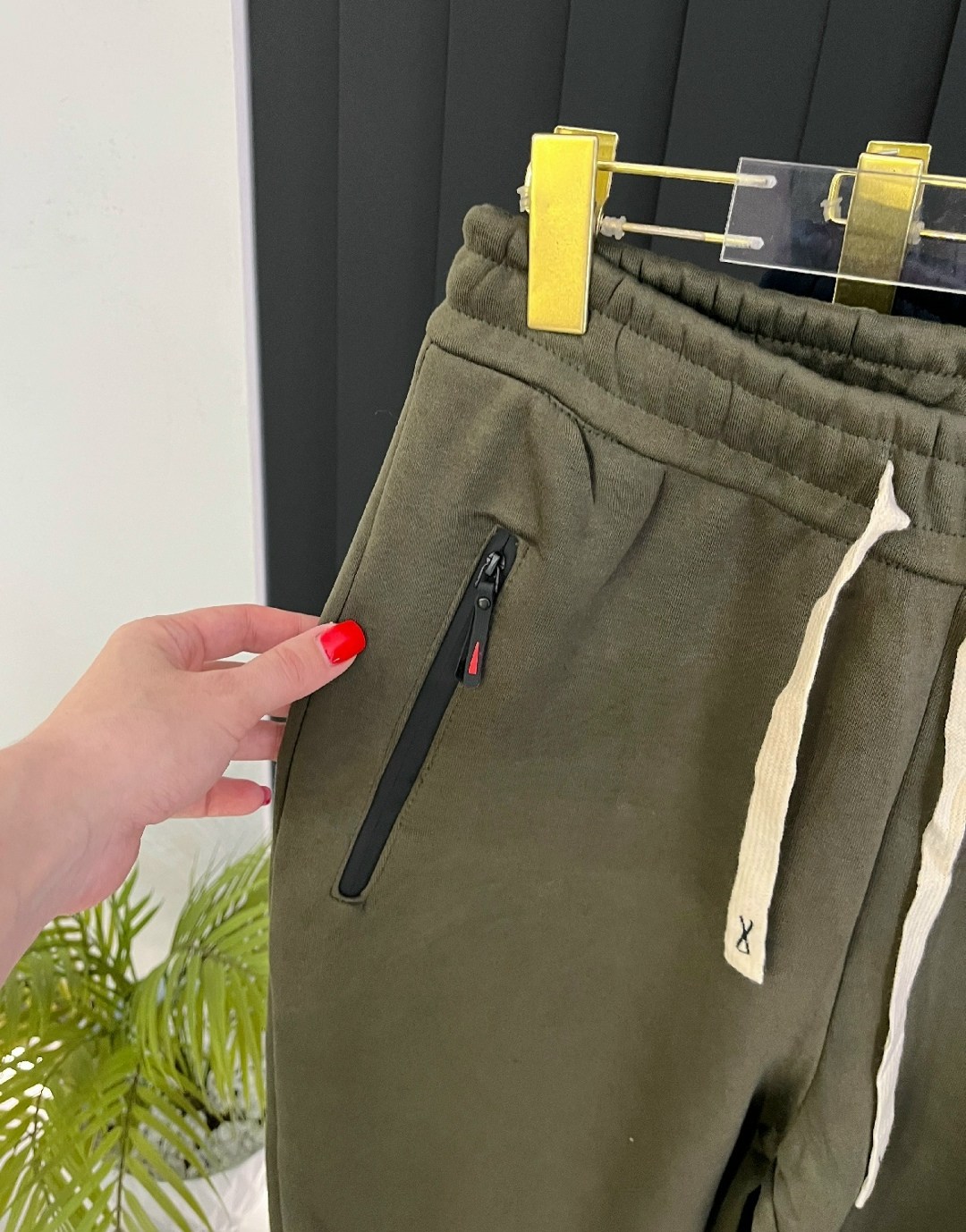 спортивные костюм,брюки джоггеры,спортивные джоггеры,спортивные брюки,штаны на флисе