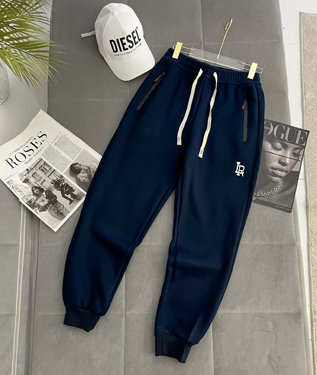 спортивные костюм,брюки джоггеры,спортивные джоггеры,спортивные брюки,штаны на флисе