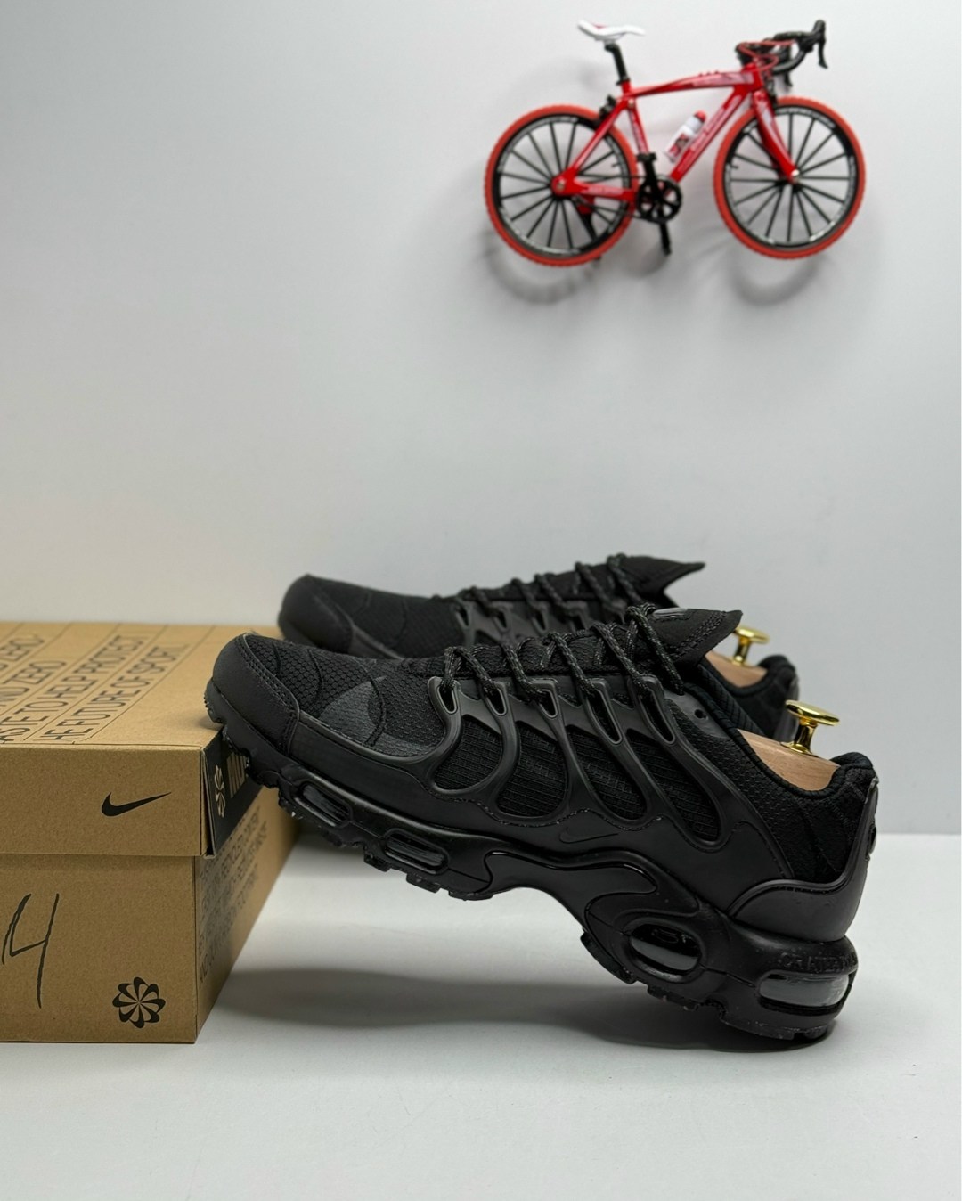 кроссовки nike air max tn plus terrascape,кроссовки nike air max plus tn,nike air max tn plus terrascape,кроссовки мужские nike air max terrascape plus,nike air max tn plus black