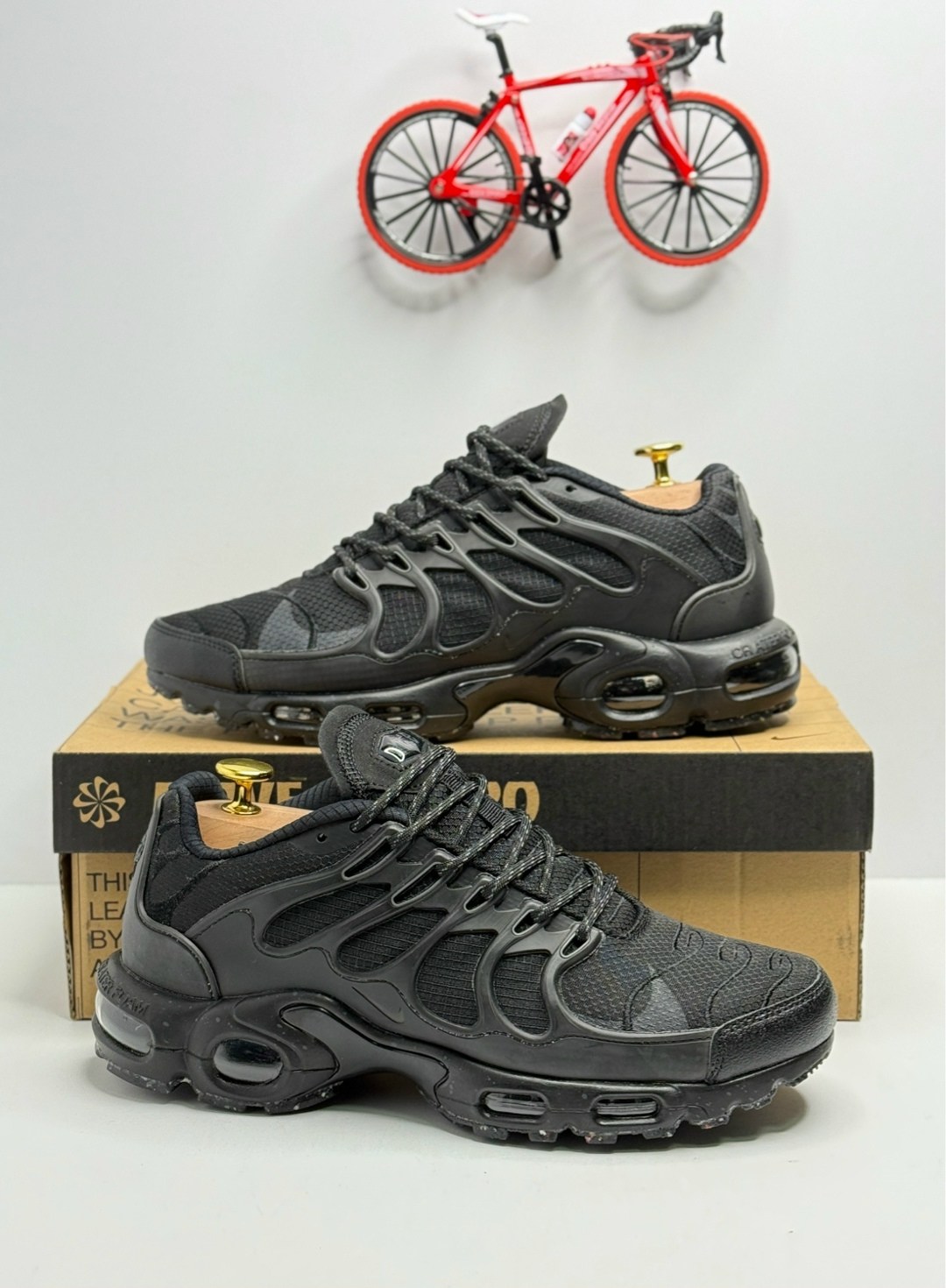 кроссовки nike air max tn plus terrascape,кроссовки nike air max plus tn,nike air max tn plus terrascape,кроссовки мужские nike air max terrascape plus,nike air max tn plus black