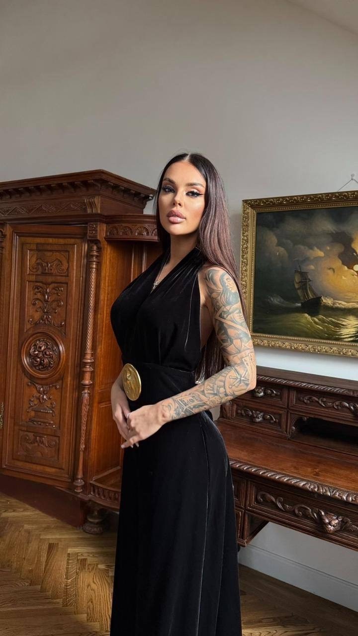 черное бархатное платье длинное,платье вечернее велюровое,платье из бархата,черное бархатное платье,платье из велюра