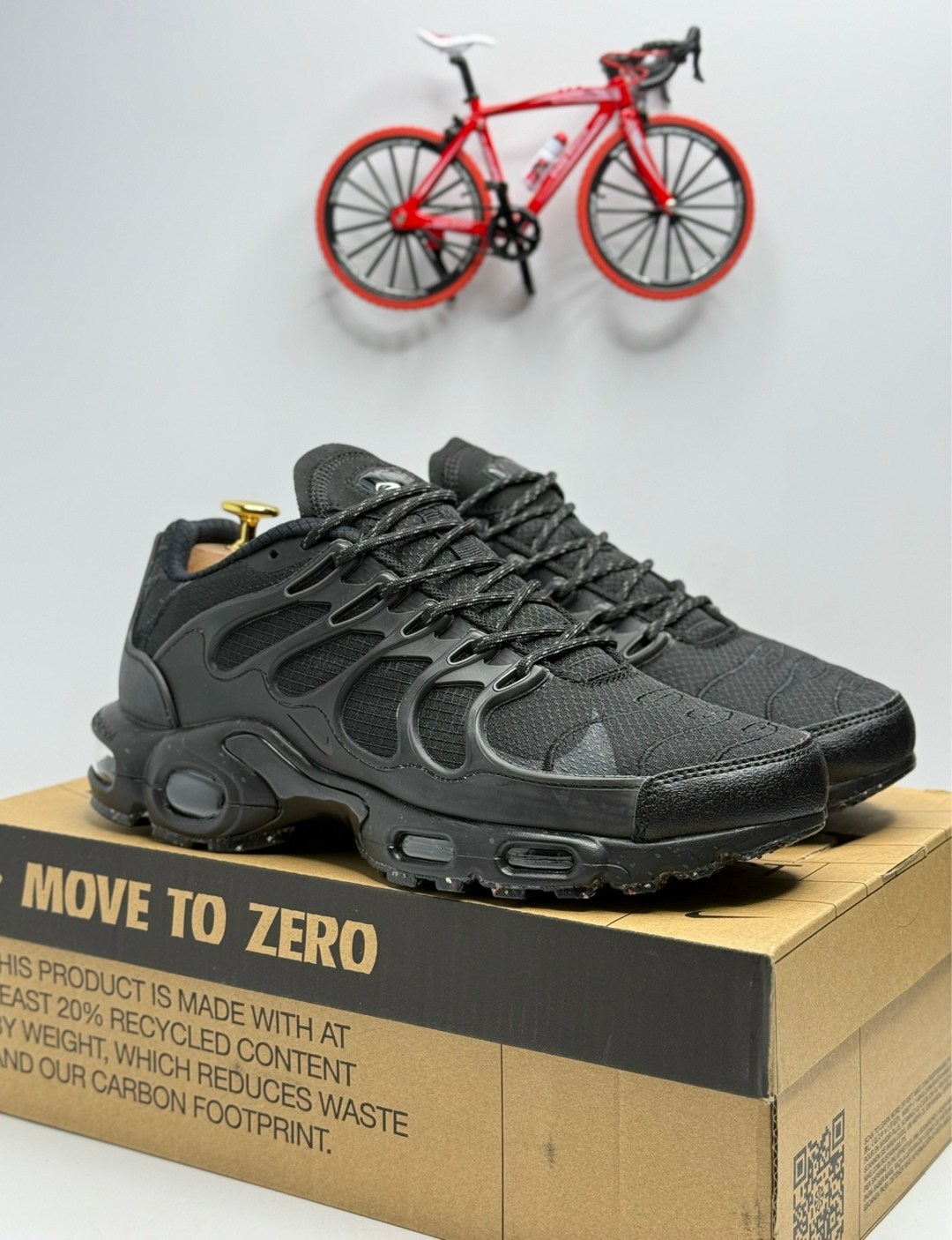 кроссовки nike air max tn plus terrascape,кроссовки nike air max plus tn,nike air max tn plus terrascape,кроссовки мужские nike air max terrascape plus,nike air max tn plus black