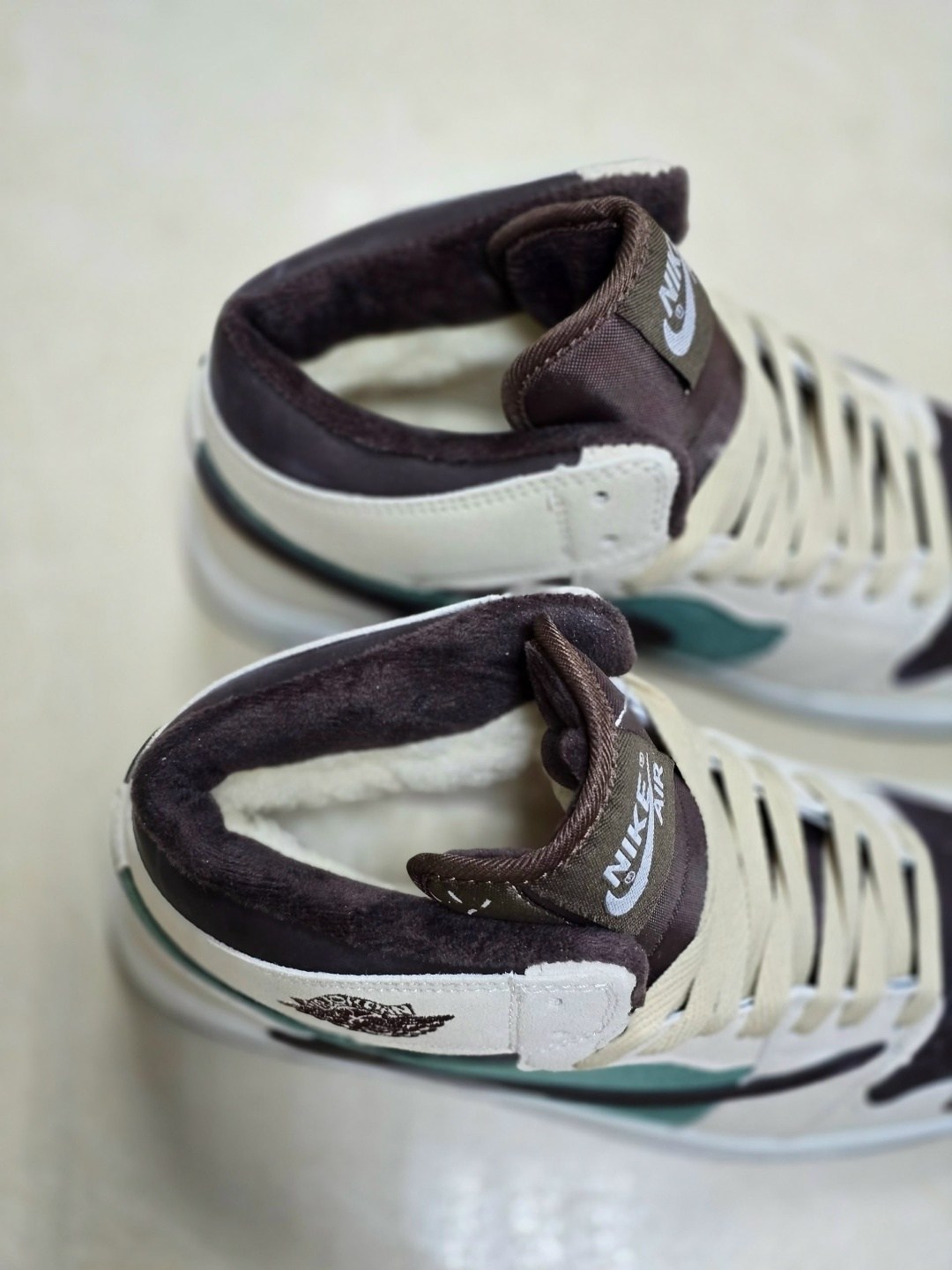 nike air jordan 1 travis scott,мужские кроссовки nike air jordan 1 retro high,кроссовки nike air jordan 1 travis scott,jordan 1 travis scott,nike air jordan 1