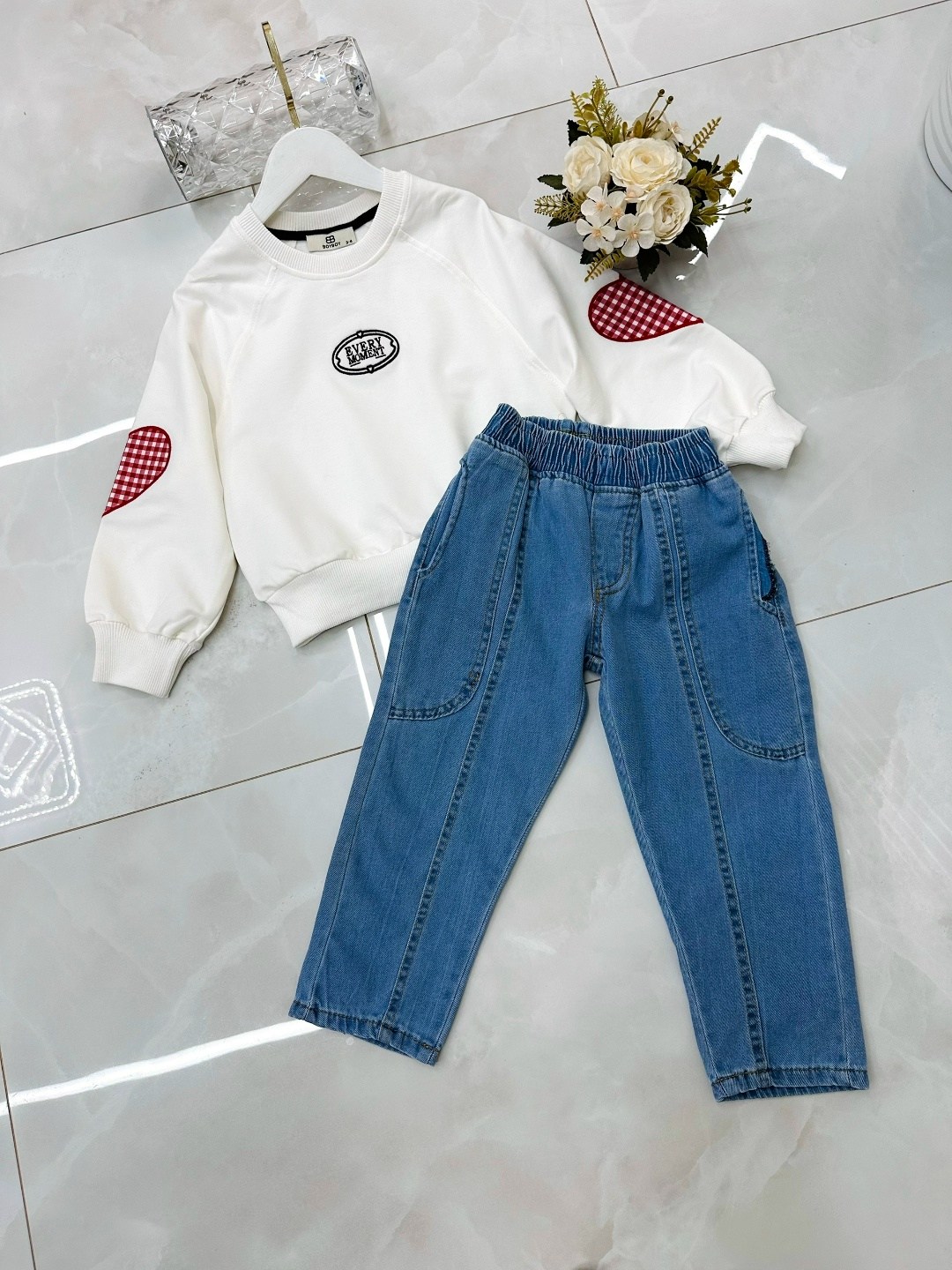 модные джинсы,детский свитшот,детские одежда,джинсы для мальчик,одежда для девочек