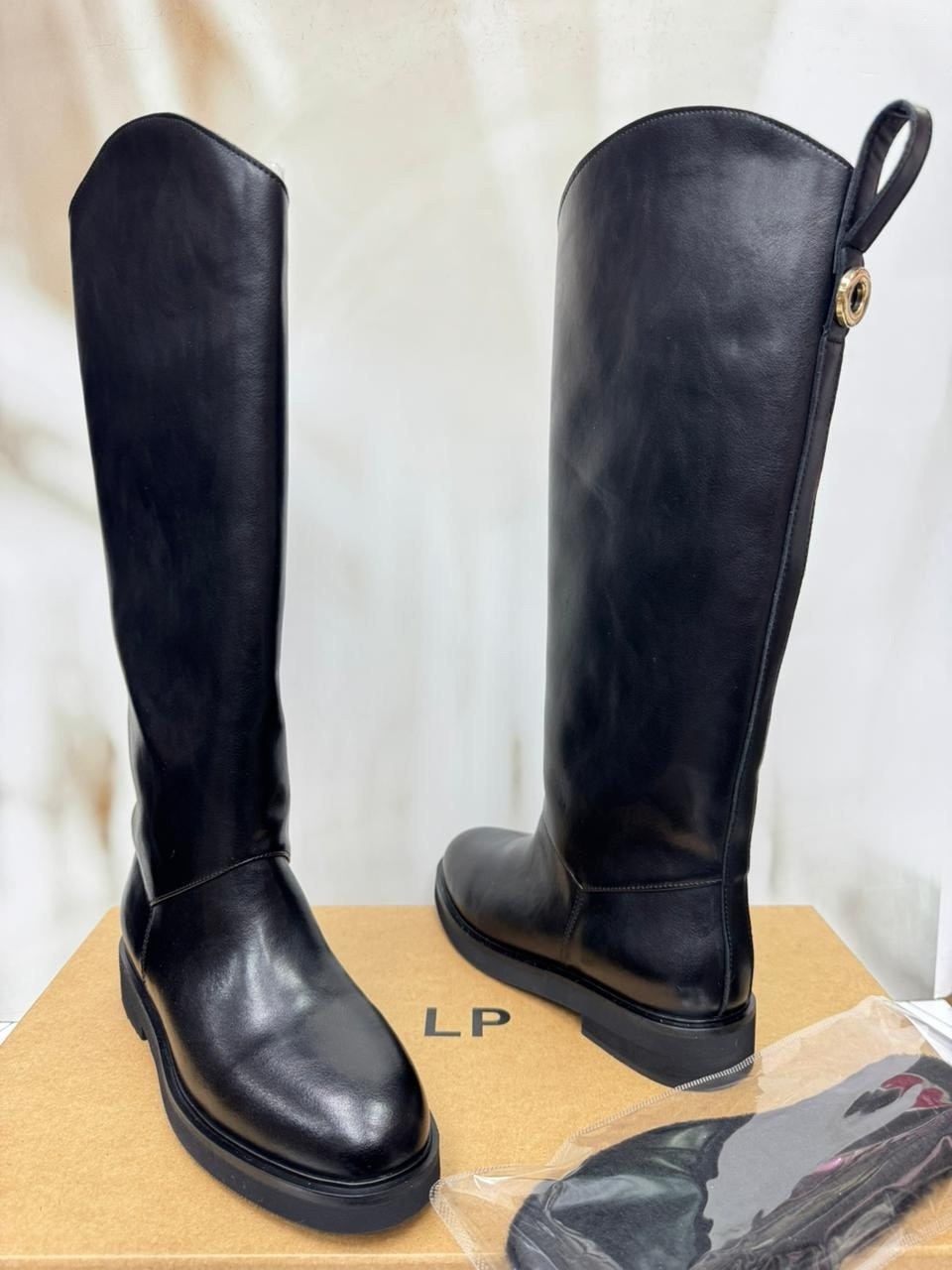 женские сапоги,сапоги высокие,сапоги модные,кожаные сапоги,