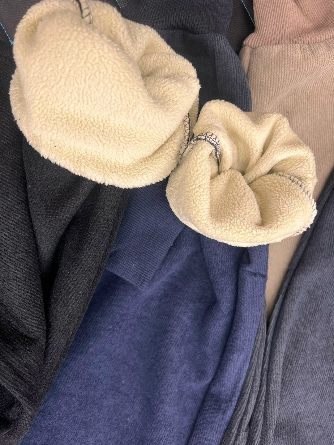 спортивные брюки,детские брюки,брюки для мальчика,спортивные штаны,штаны с начесом