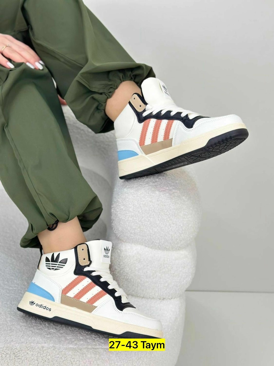 кроссовки adidas,кроссовки женские adidas,женские кроссовки,, женская