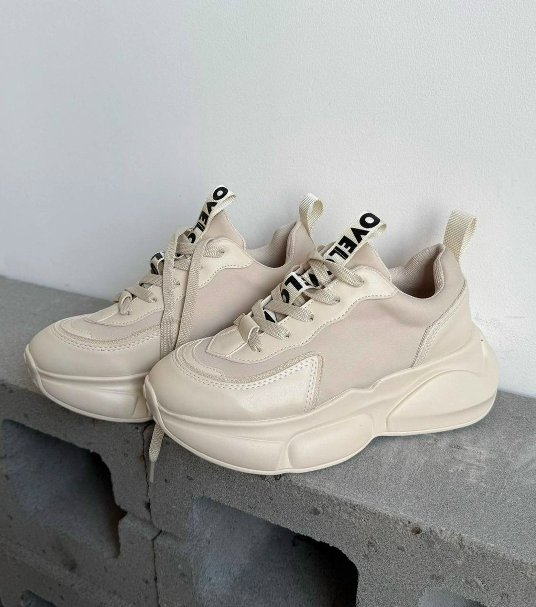 кроссовки женскиe,,кроссовки бежевые,кроссовки кожа,кроссовки женские бежевый