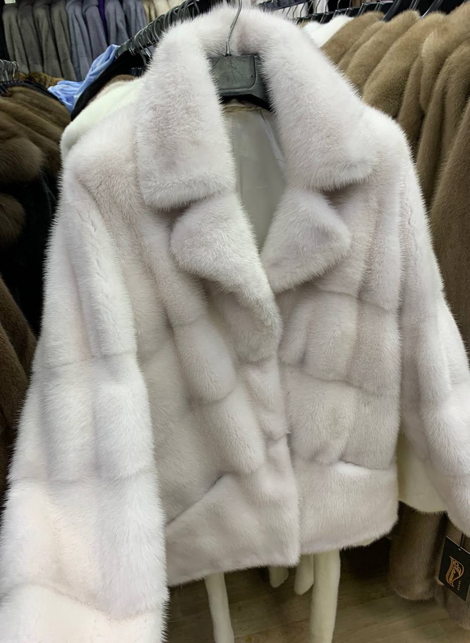 норковая шуба цельная белая автоледи,норковая шуба с английским воротником,норковая шуба,белая норковая шуба,шуба белая норка