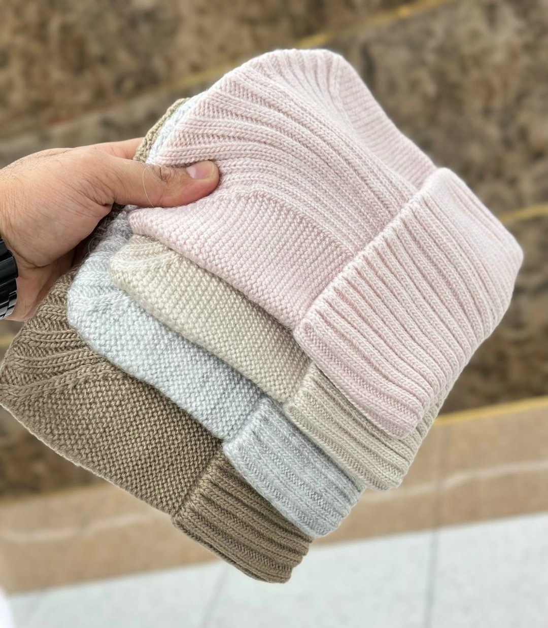 шапка бини женская,шапка бини,шапка женская вязаная,шапка женская,шапка бини розовая