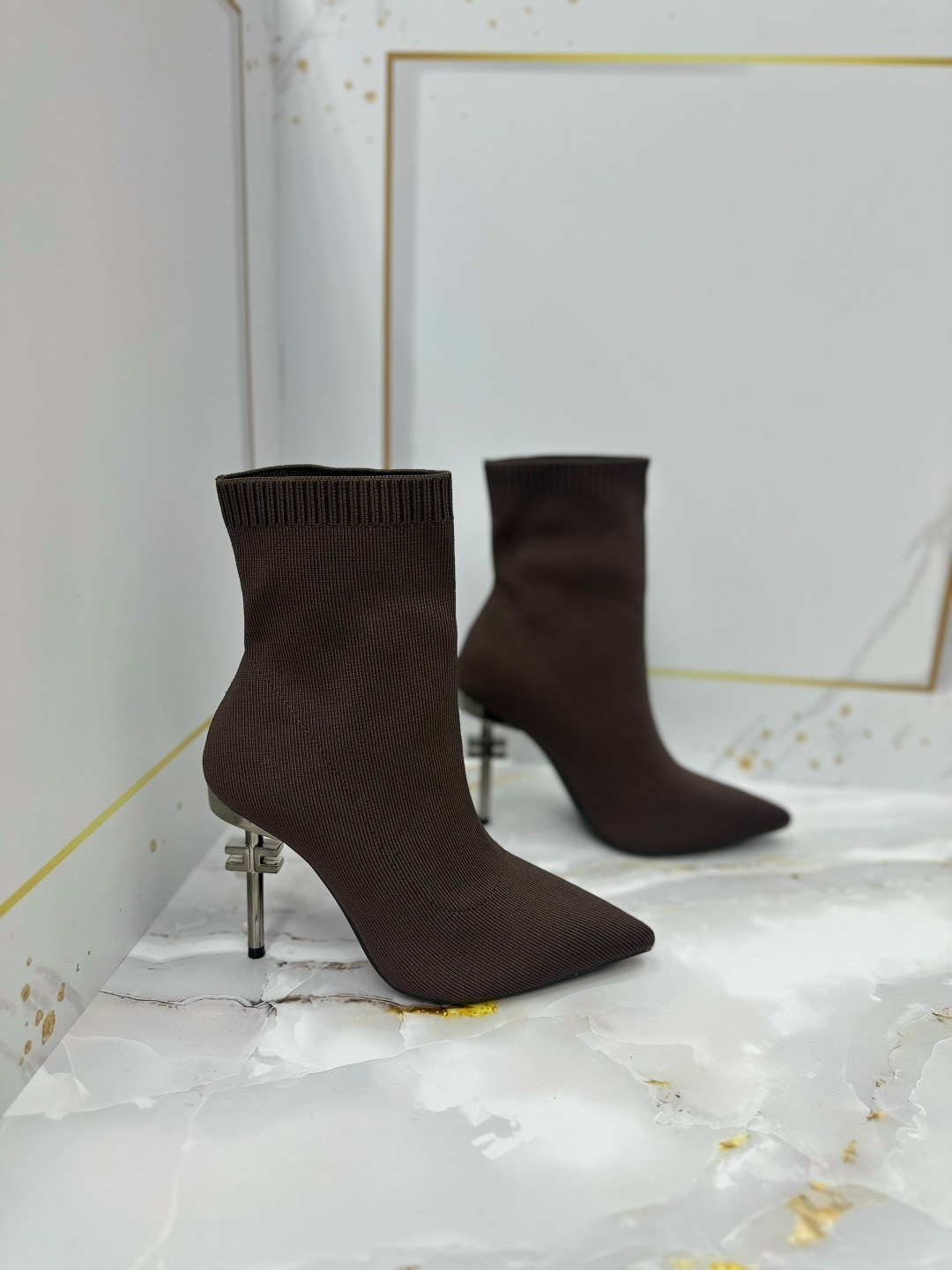 ,ботильоны текстильные женские,ботильоны женские,стильные ботильоны,ботильоны носки