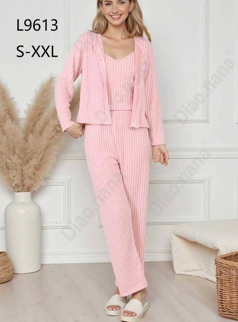 комплект пижама,пижама женская,модная пижама,трикотажные костюмы,пижамные костюмы