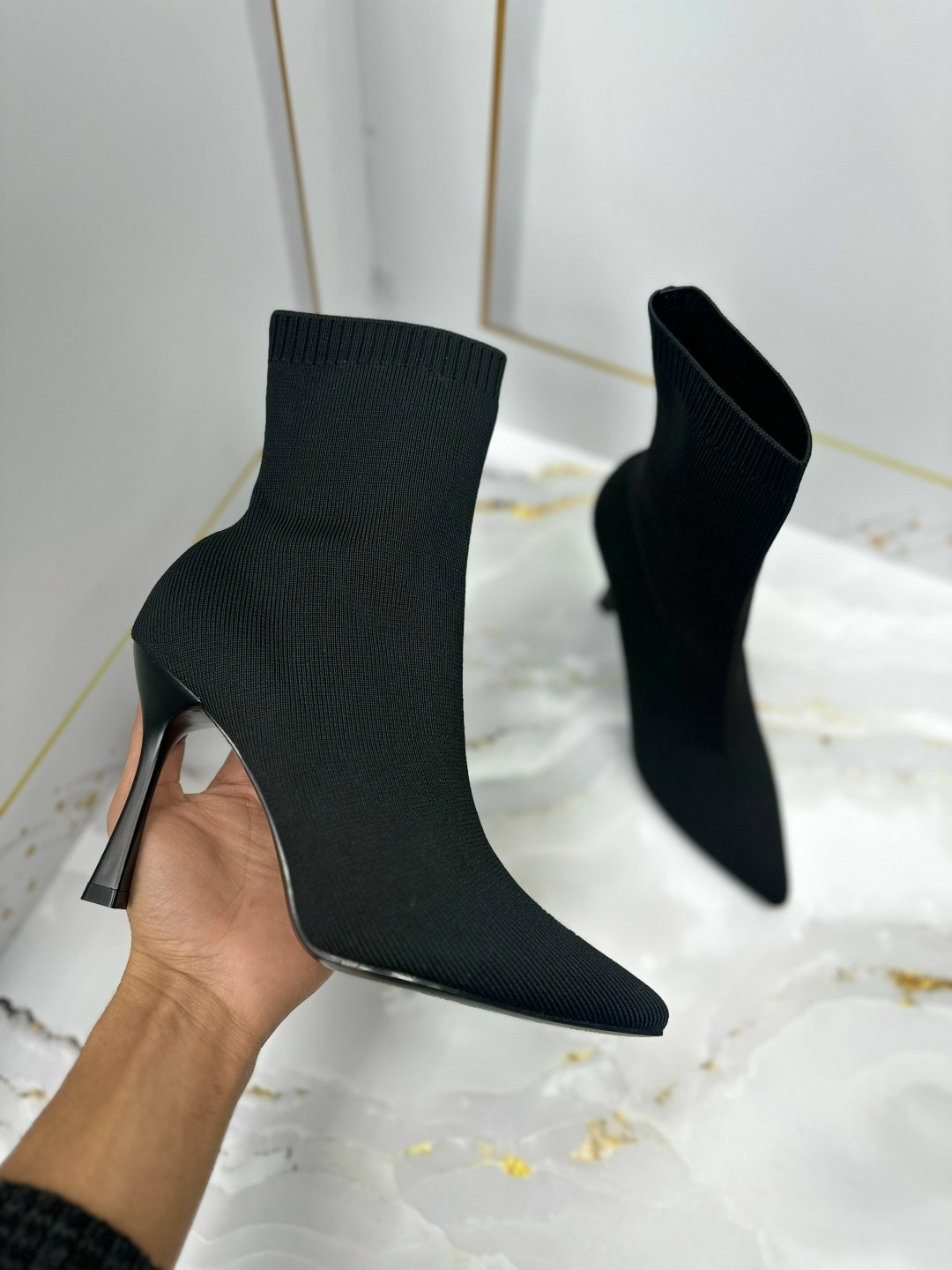 ,ботильоны текстильные женские,ботильоны женские,стильные ботильоны,ботильоны носки