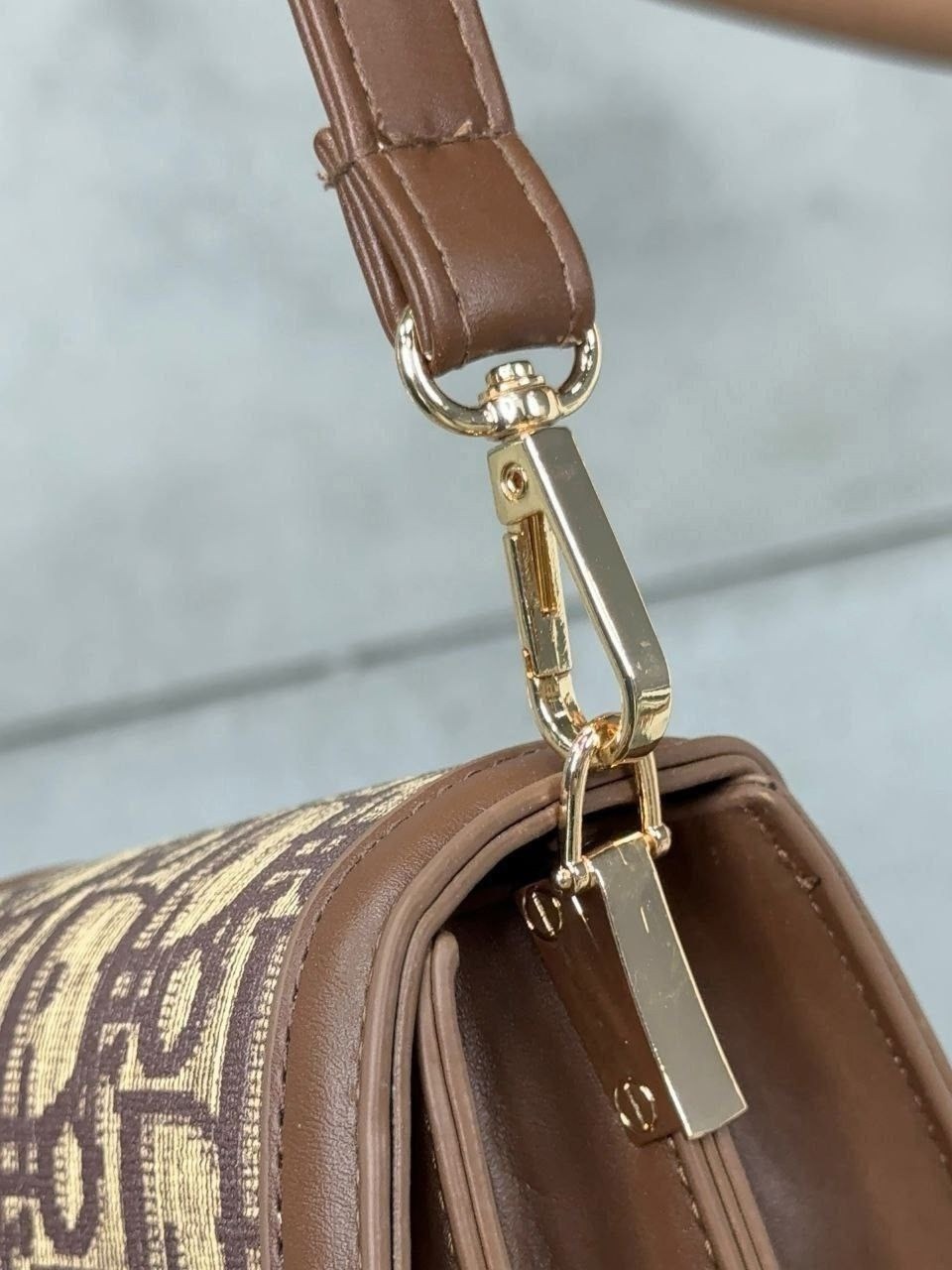 стильные сумочки,джинсы брюки,джинсы широкие,джинсы женские