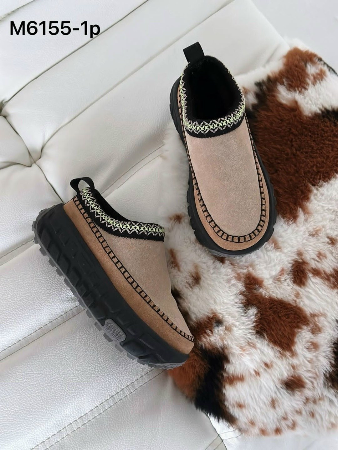 ,женская ,женская  зимняя,угги женские,модная