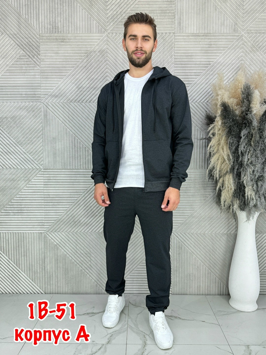 спортивные костюмы мужские,костюмы спортивные,костюм мужской спортивный с капюшоном,спорт костюм,костюмы мужские