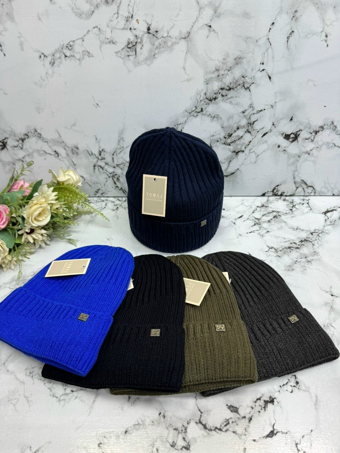 шапка,шапка демисезонная,шапка женская,шапка вязаная,женская вязаная шапка