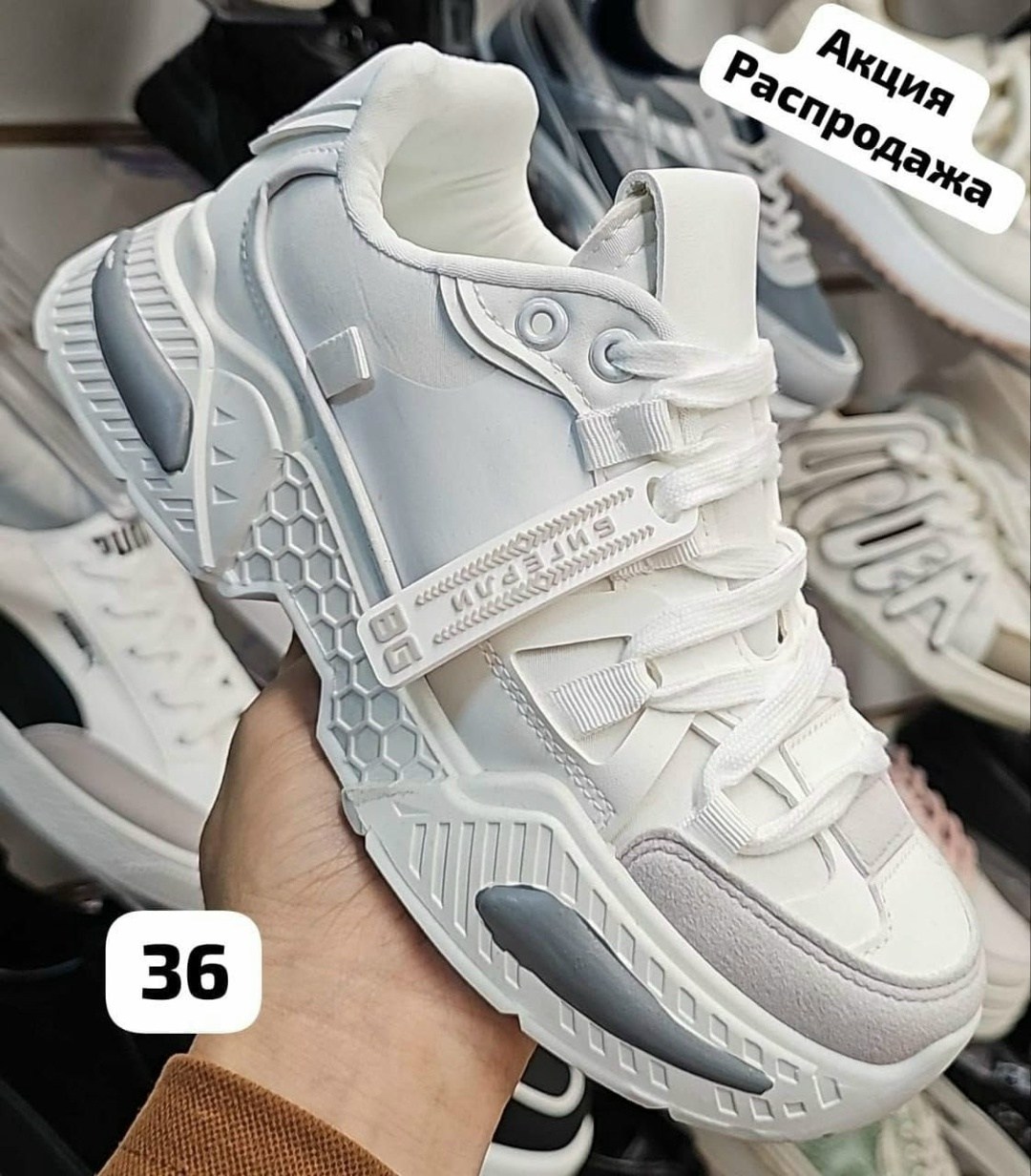 ,женские кроссовки,обуви,женские обуви,повседневные кроссовки