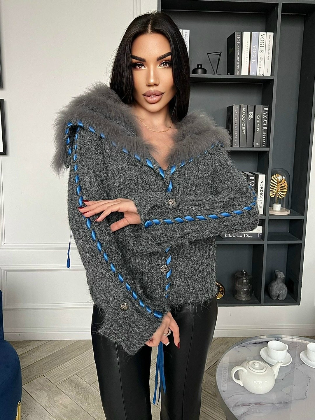 кардиган кофта,кардиган,кардиган с мехом,свитера с капюшоном,кардиган альпака