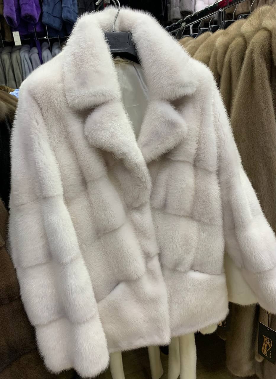 норковая шуба цельная белая автоледи,норковая шуба с английским воротником,норковая шуба,белая норковая шуба,шуба белая норка