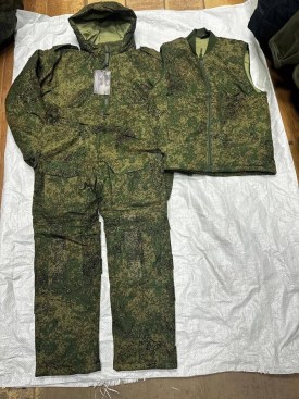 Костюм