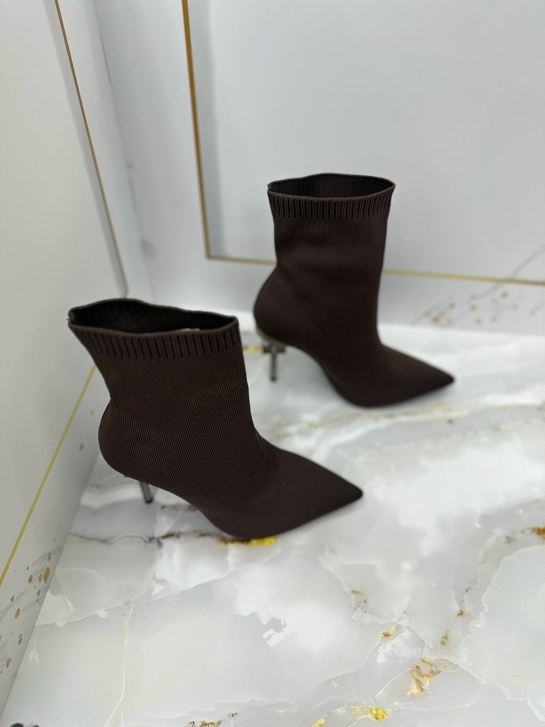 ,ботильоны текстильные женские,ботильоны женские,стильные ботильоны,ботильоны носки