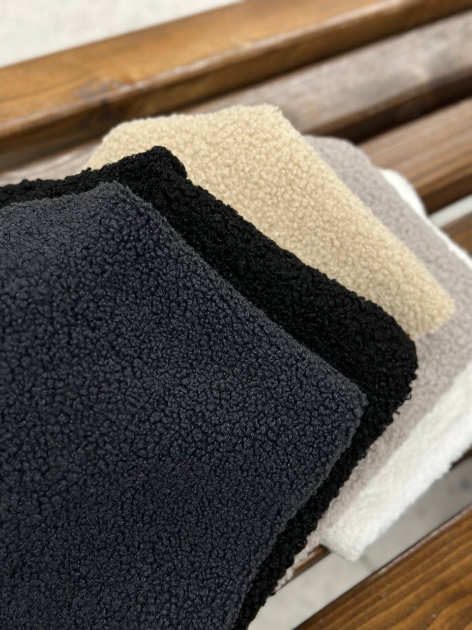 женская шапка,шапка бини,вязаная шапка,шапка,черная шапка