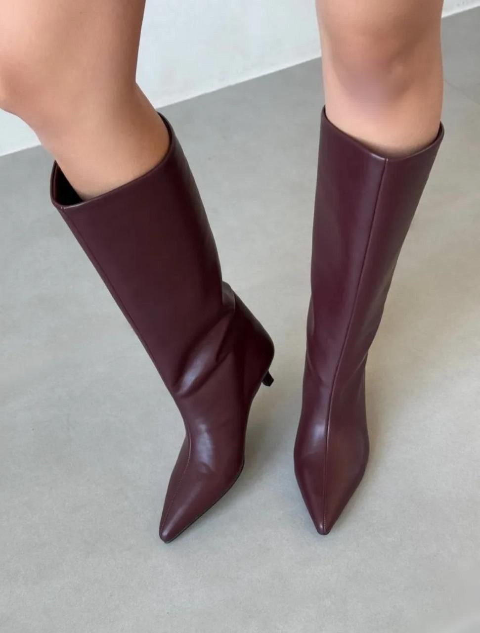 женские сапоги,сапоги модные,сапожки,модные женские сапоги,сапоги трубы на каблуке