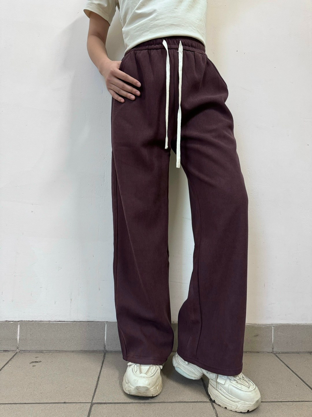 брюки спортивные широкие,широкие брюки,брюки спортивные,брюки свободные,повседневные брюки