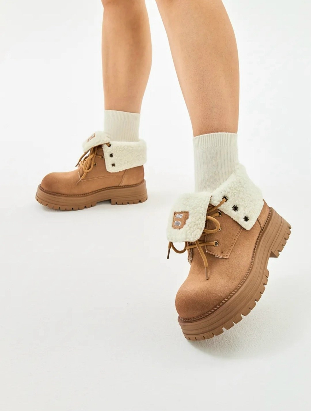 ,женские ботинки,ботинка женские зимние,ботинки miu miu,зимняя женская