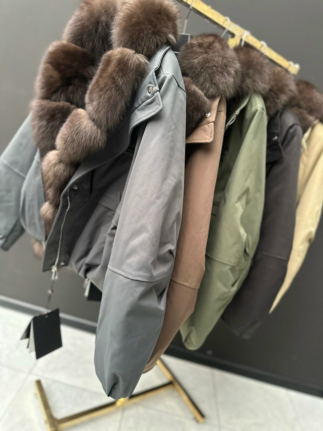 парка с мехом,парка женская с натуральным мехом,пуховики с мехом,парка с натуральным мехом,куртка меховая