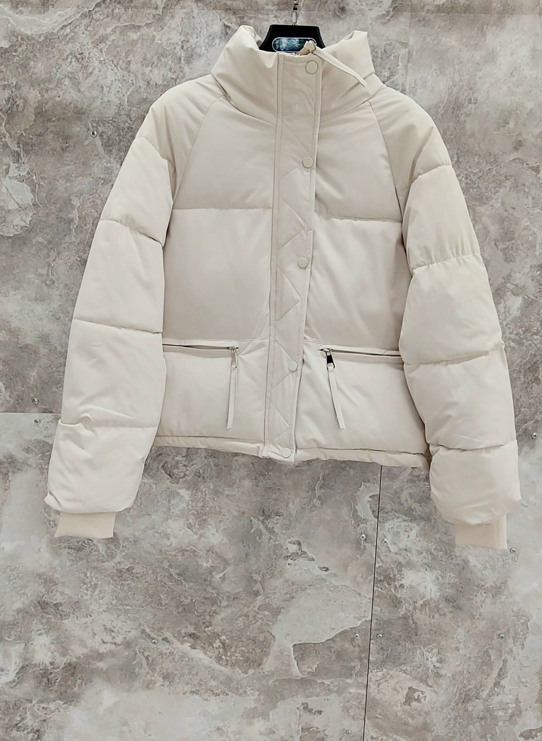 женский короткий пуховик,короткий пуховик,зимние куртки женские,куртка женская,куртка пуховик женский короткий