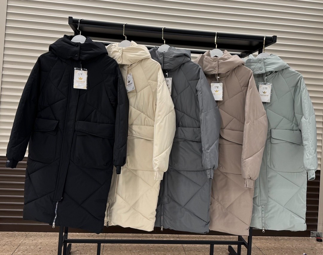 удлиненная куртка,стильные пуховики,куртка женская,женская зимняя куртка,пуховик