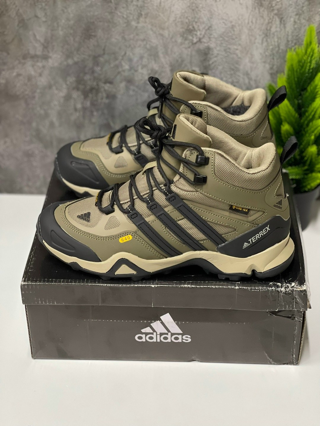 ботинки adidas terrex,ботинки adidas terrex winter,кроссовки зимние adidas terrex,термо кроссовки адидас,зимние кроссовки adidas