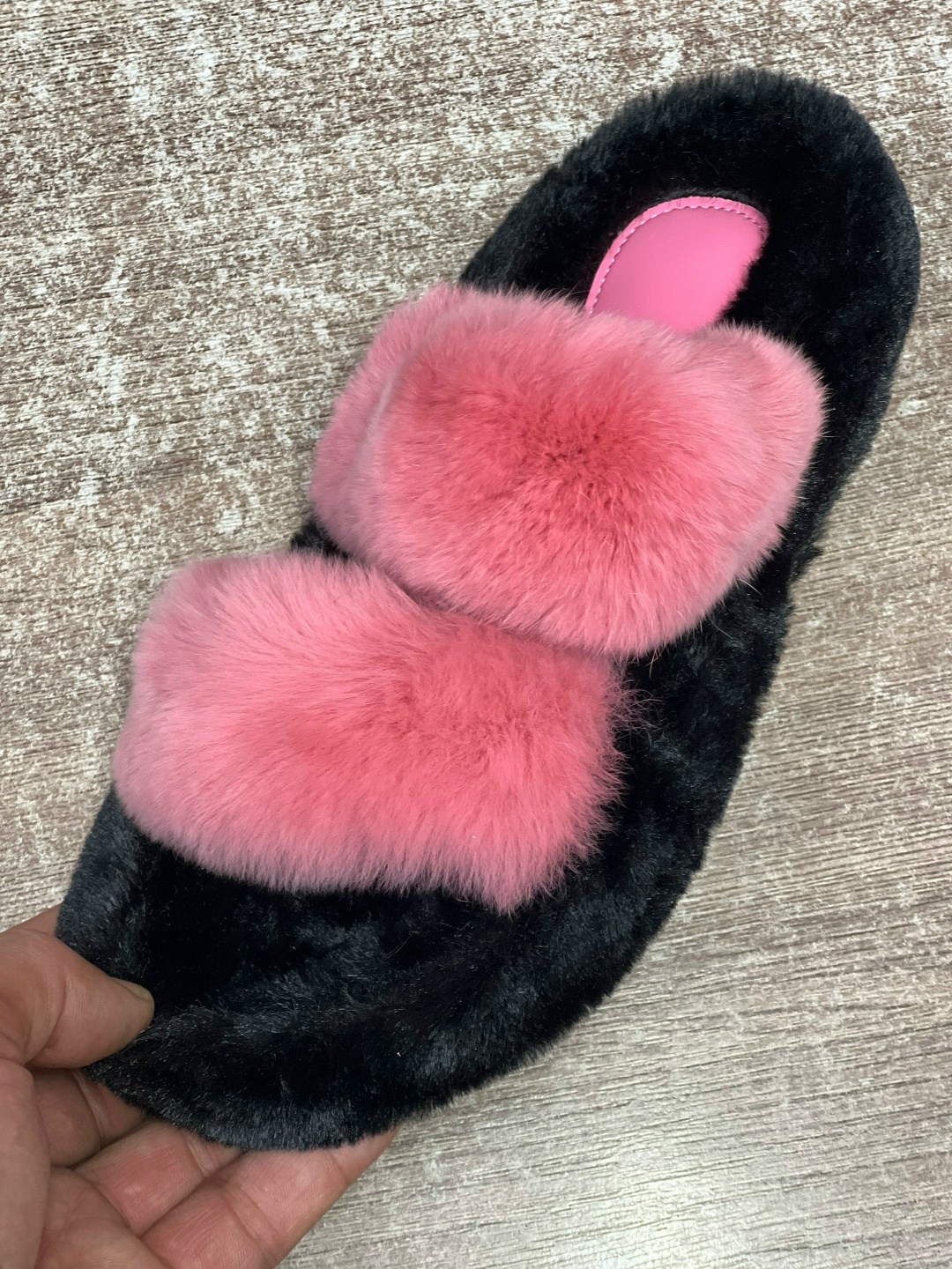 меховые тапочки,пушистые тапочки домашние,домашние тапочки,женские домашние тапочки,тапочки домашние меховые