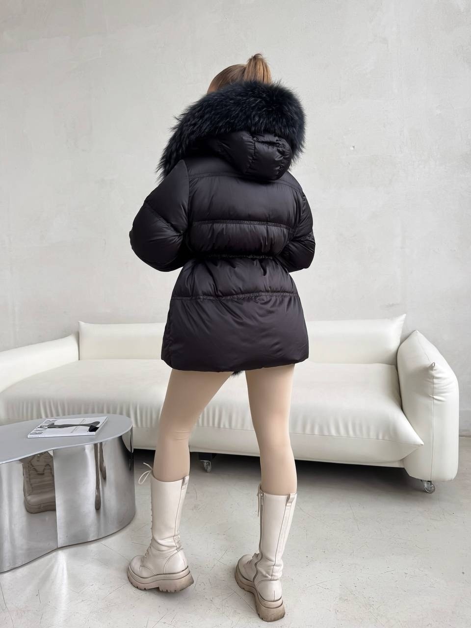 пуховики с мехом,пуховики с натуральным мехом,куртка пуховик с натуральным мехом,пуховик черный,пуховик женский