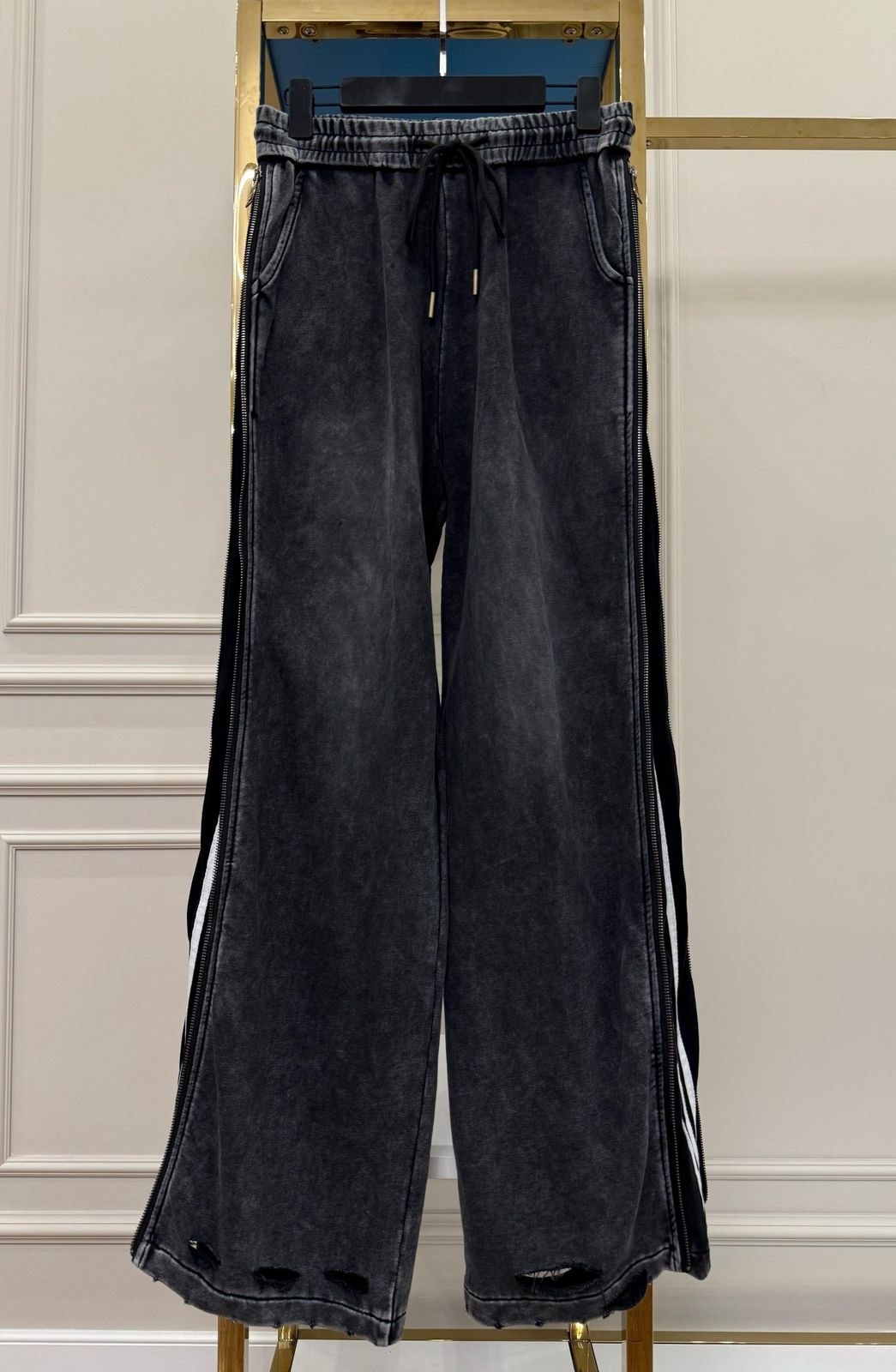 широкие брюки,брюки свободные,джинсы брюки,джинсы широкие,джинсы с полосками