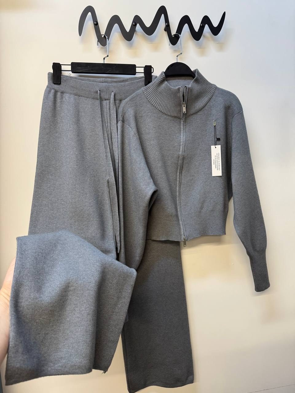 кашемир костюм,костюм кашемировый,костюм из кашемира,трикотажные костюмы,трикотажные костюмы женские