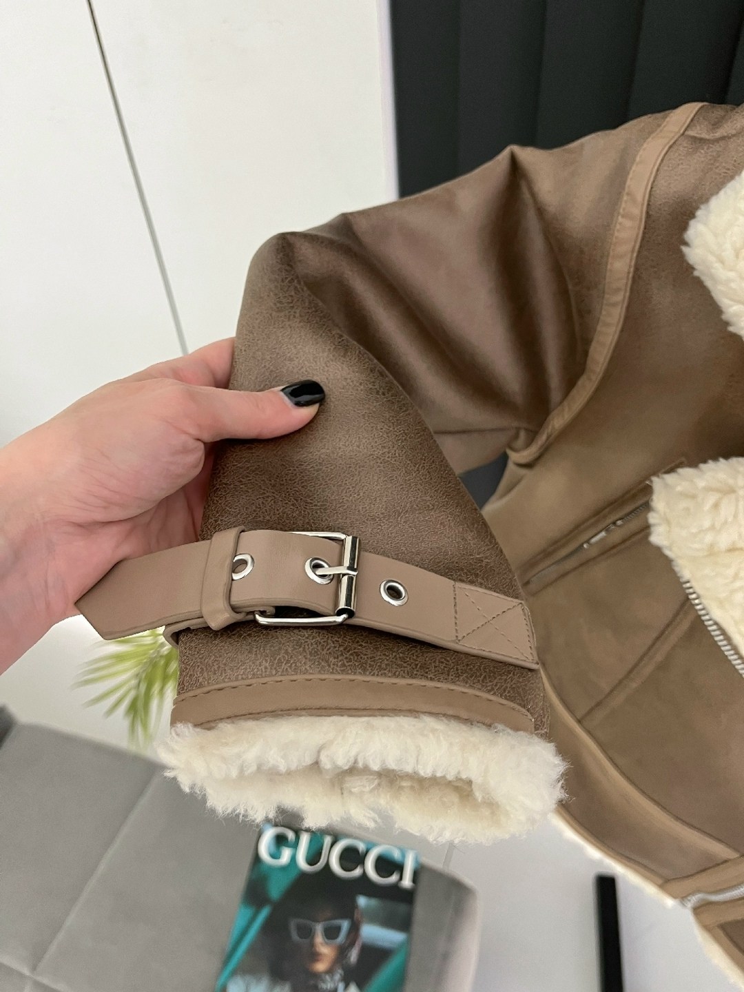 авиатор дубленка,дубленка женская,дубленка женская авиатор,дубленка авиатор бежевая короткая,celine дубленка авиатор