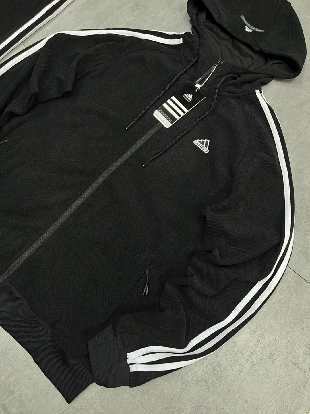 мужской спортивный костюм adidas,спортивные костюмы адидас,спортивный костюм adidas,спортивные костюмы адидас мужские,костюмы адидас