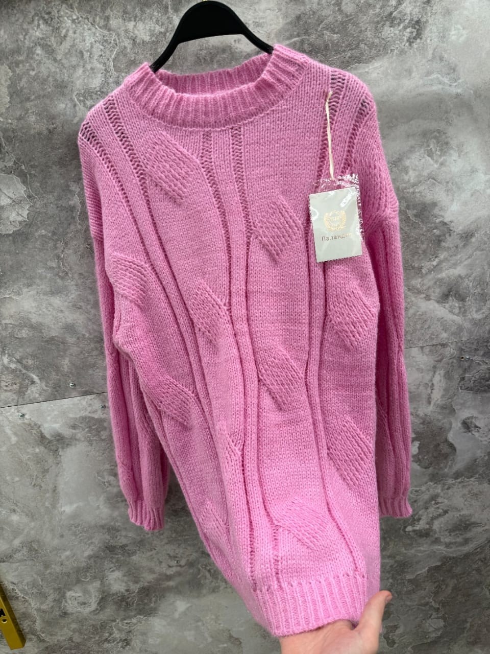 вязаные свитера,женские свитера,модные свитера,свитер с косами,свитер